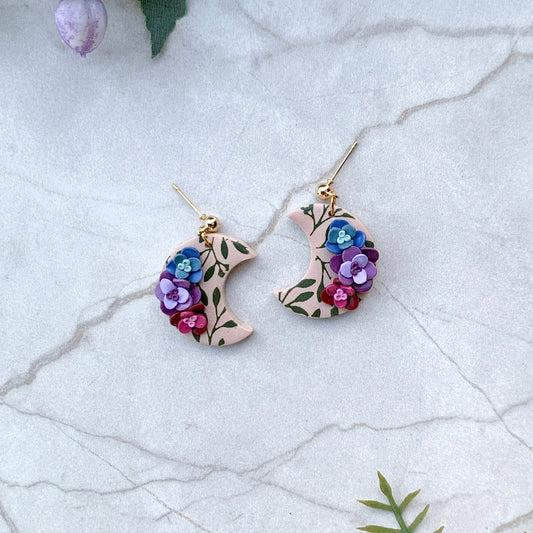 The Luna in Waterlily